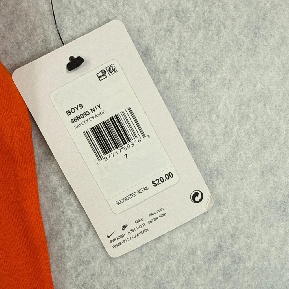 Nike Boys Size 7 6-7 Years Orange Just Do It Graphic T Shirt NWT